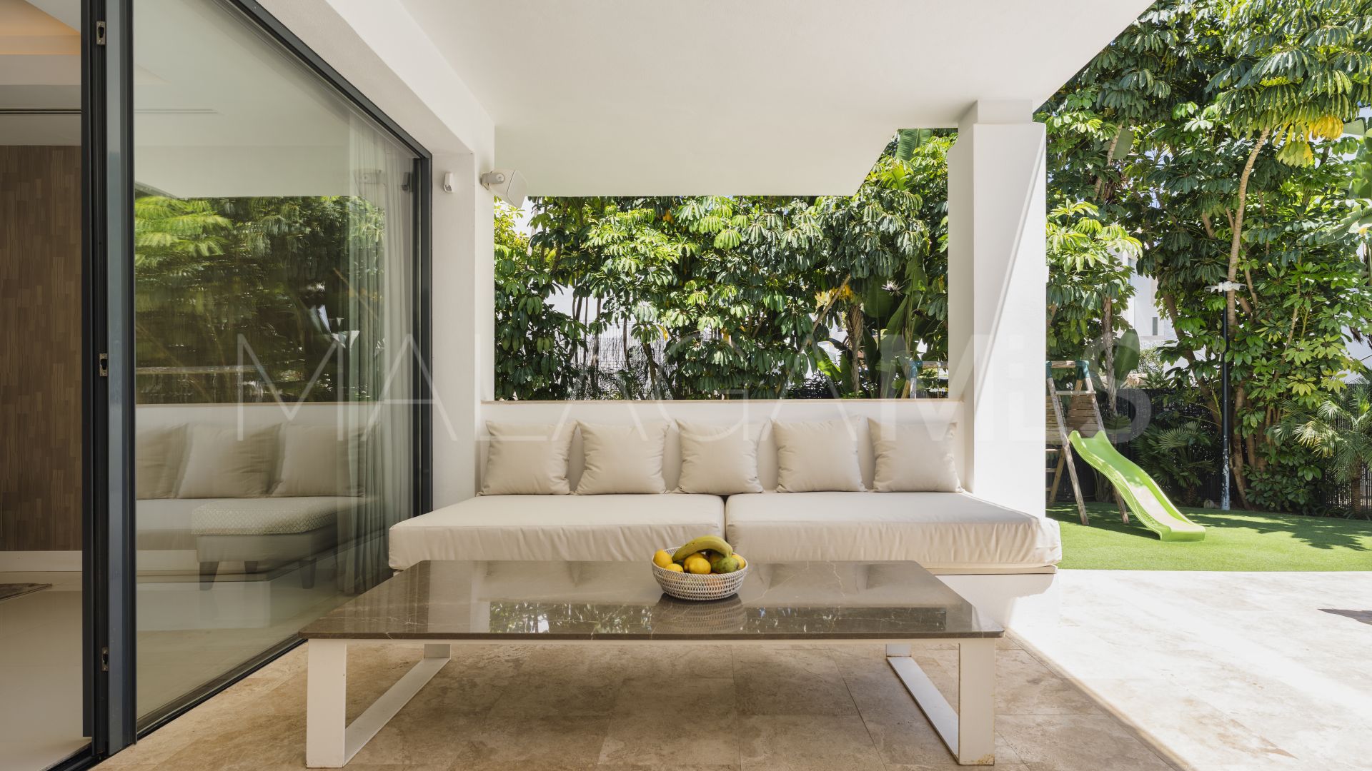 Villa for sale in El Herrojo