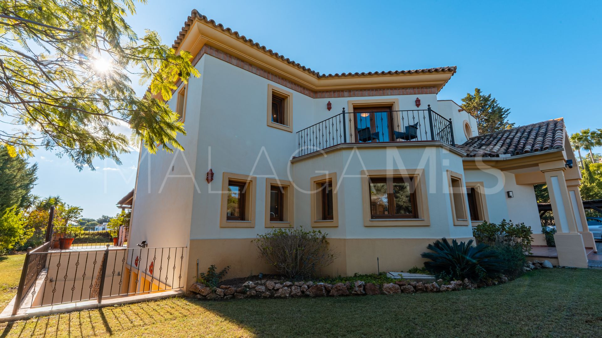 Villa for sale in Los Flamingos Golf