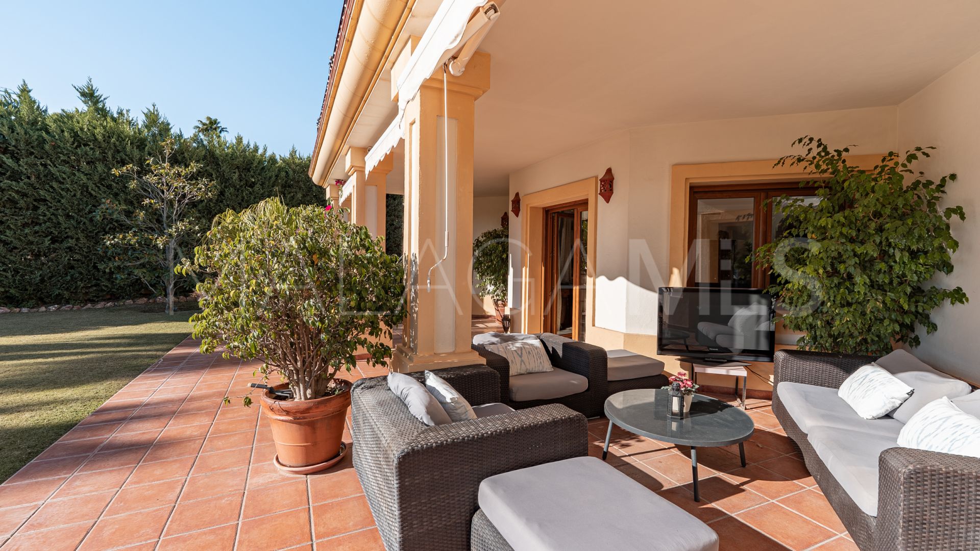 Villa for sale in Los Flamingos Golf