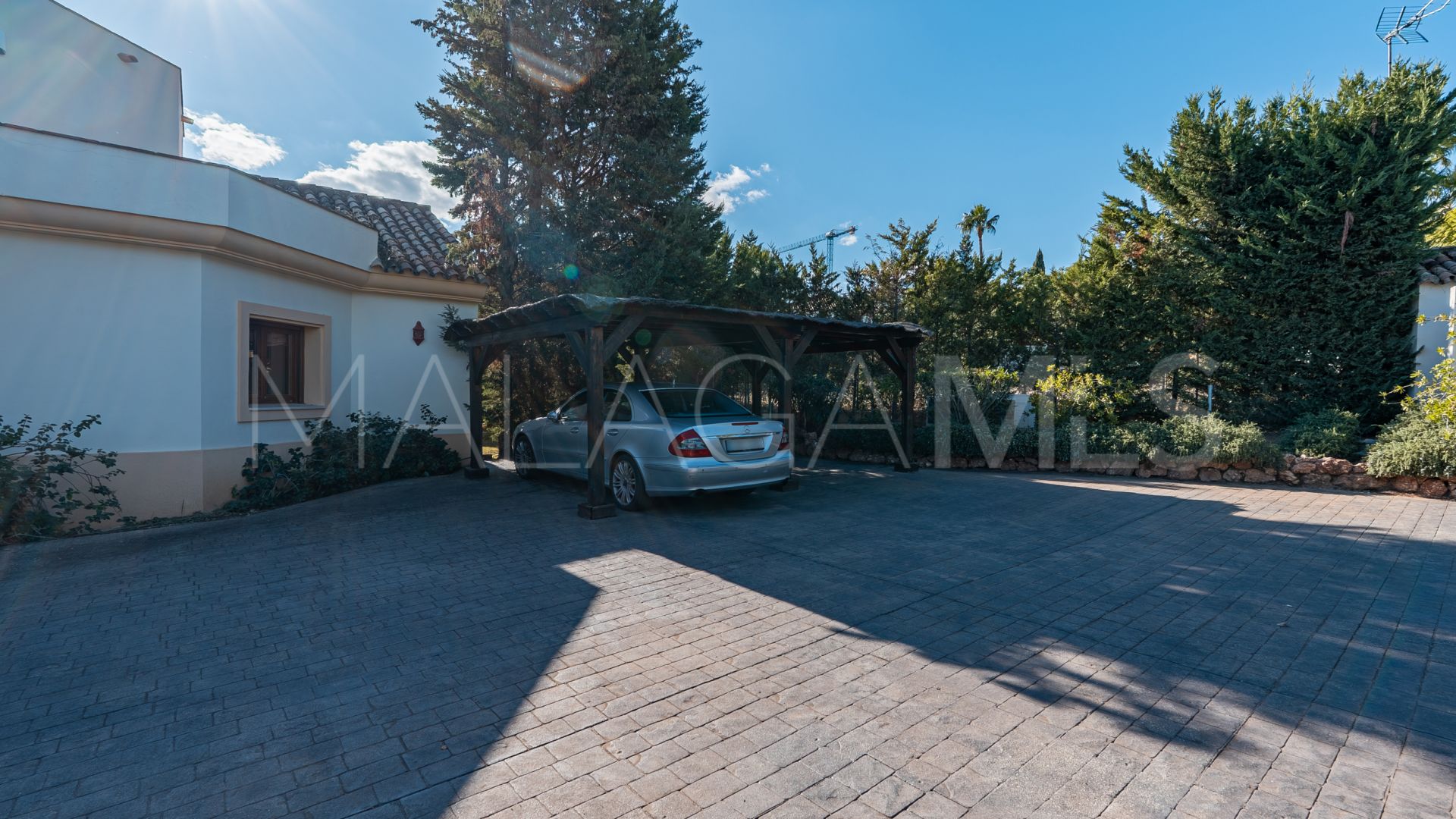 Villa for sale in Los Flamingos Golf