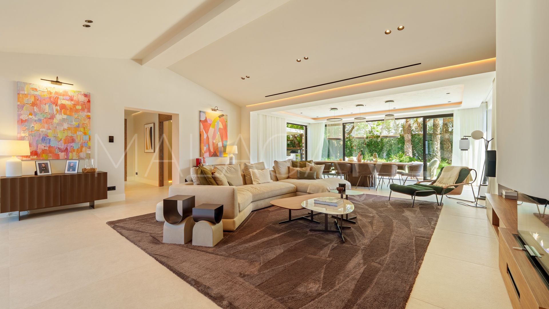 Villa for sale in Marbella - Puerto Banus