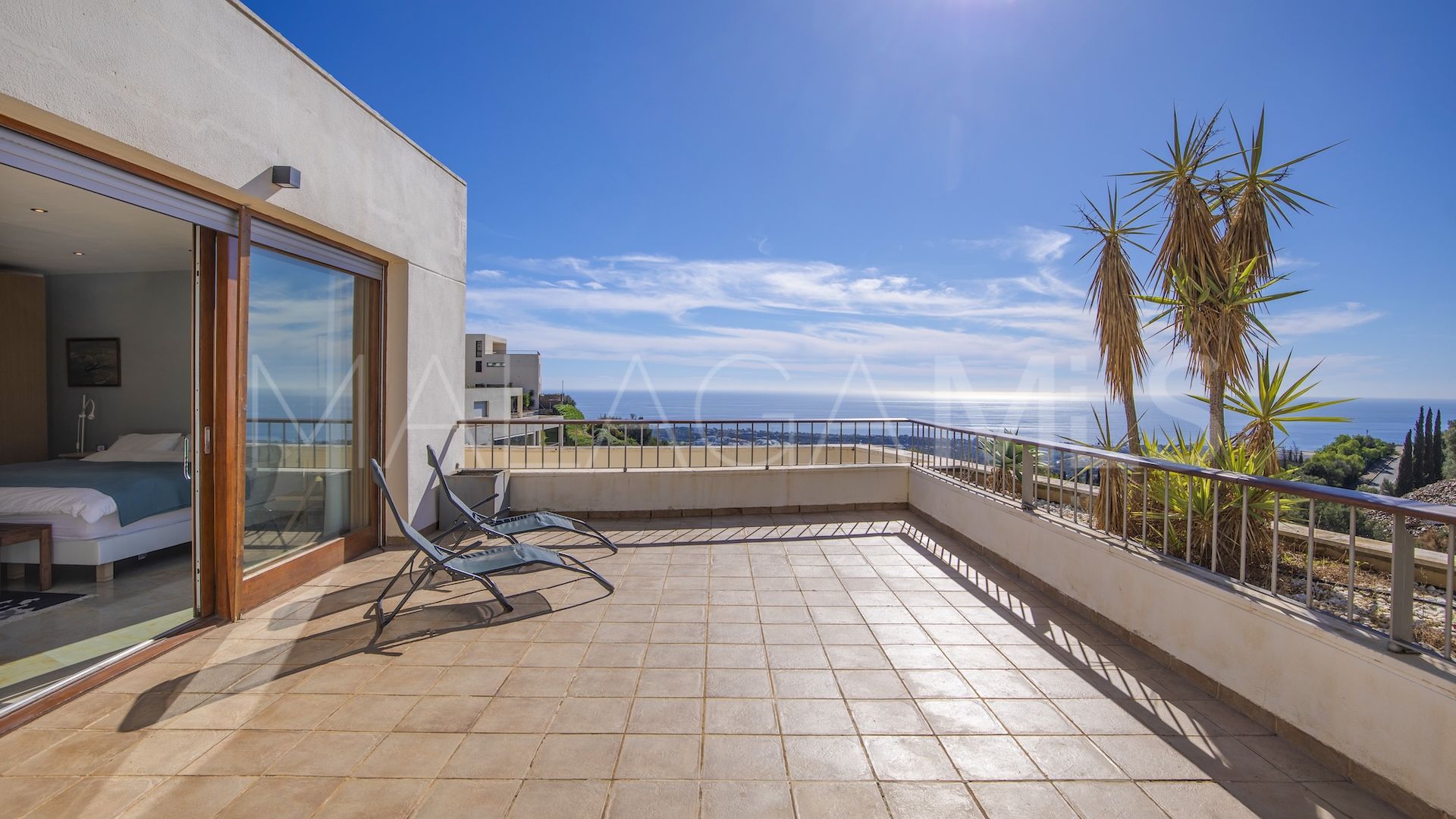 Se vende Ático in Los Altos de los Monteros