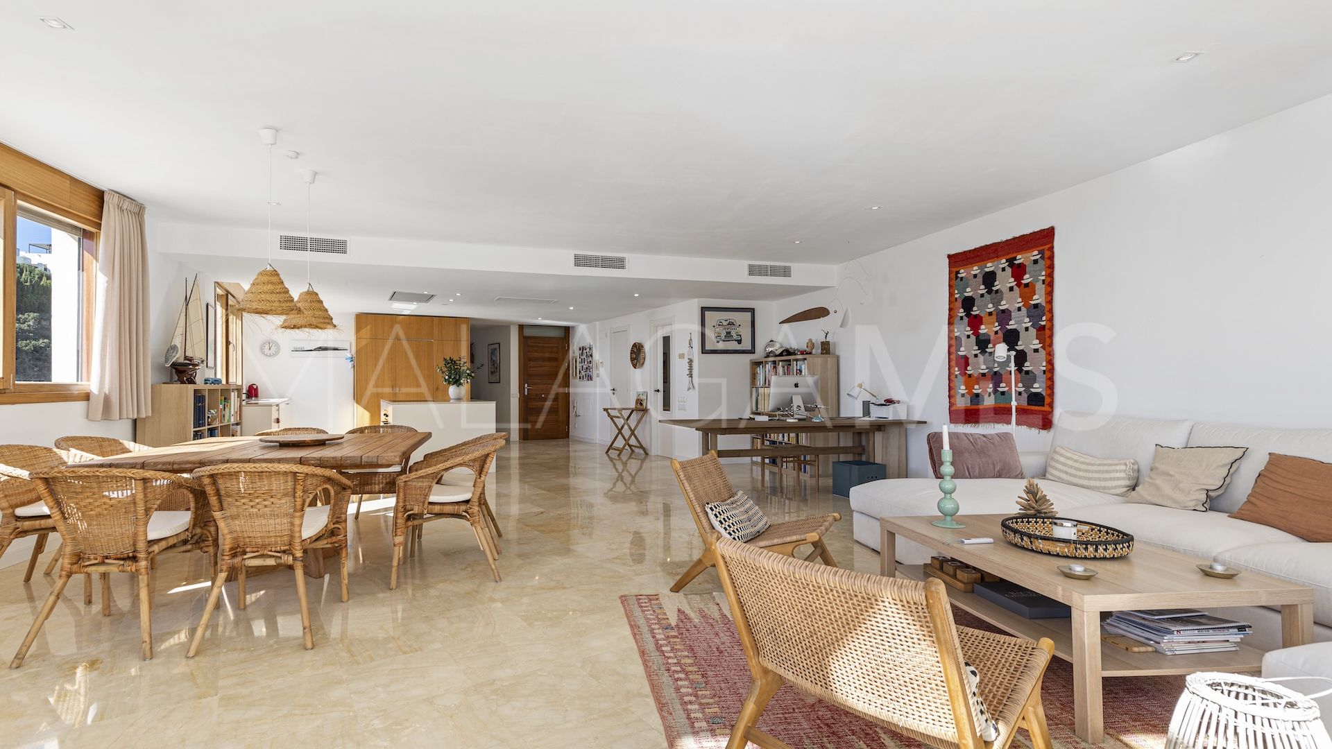 Se vende Ático in Los Altos de los Monteros