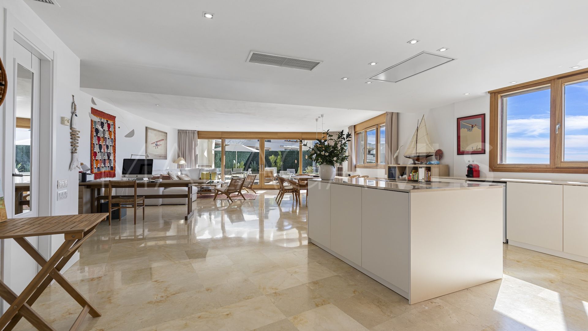 Se vende Ático in Los Altos de los Monteros