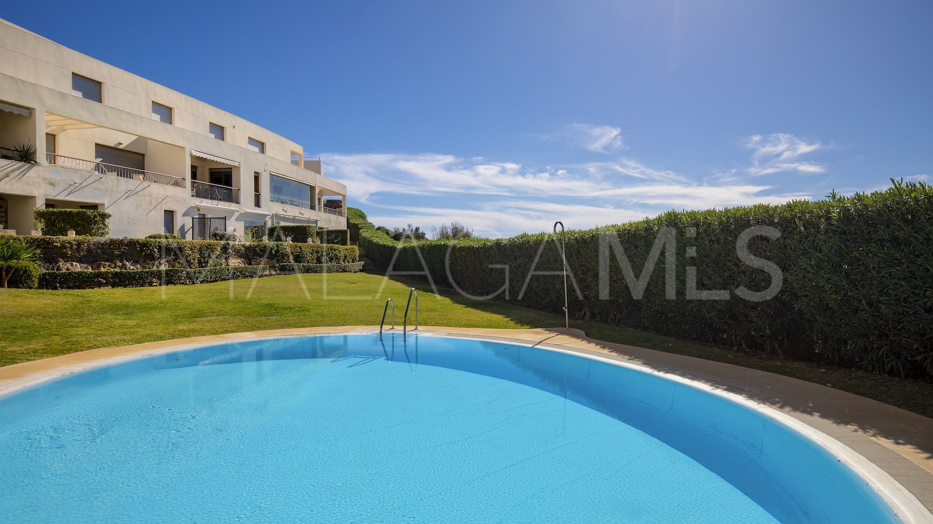 Se vende Ático in Los Altos de los Monteros