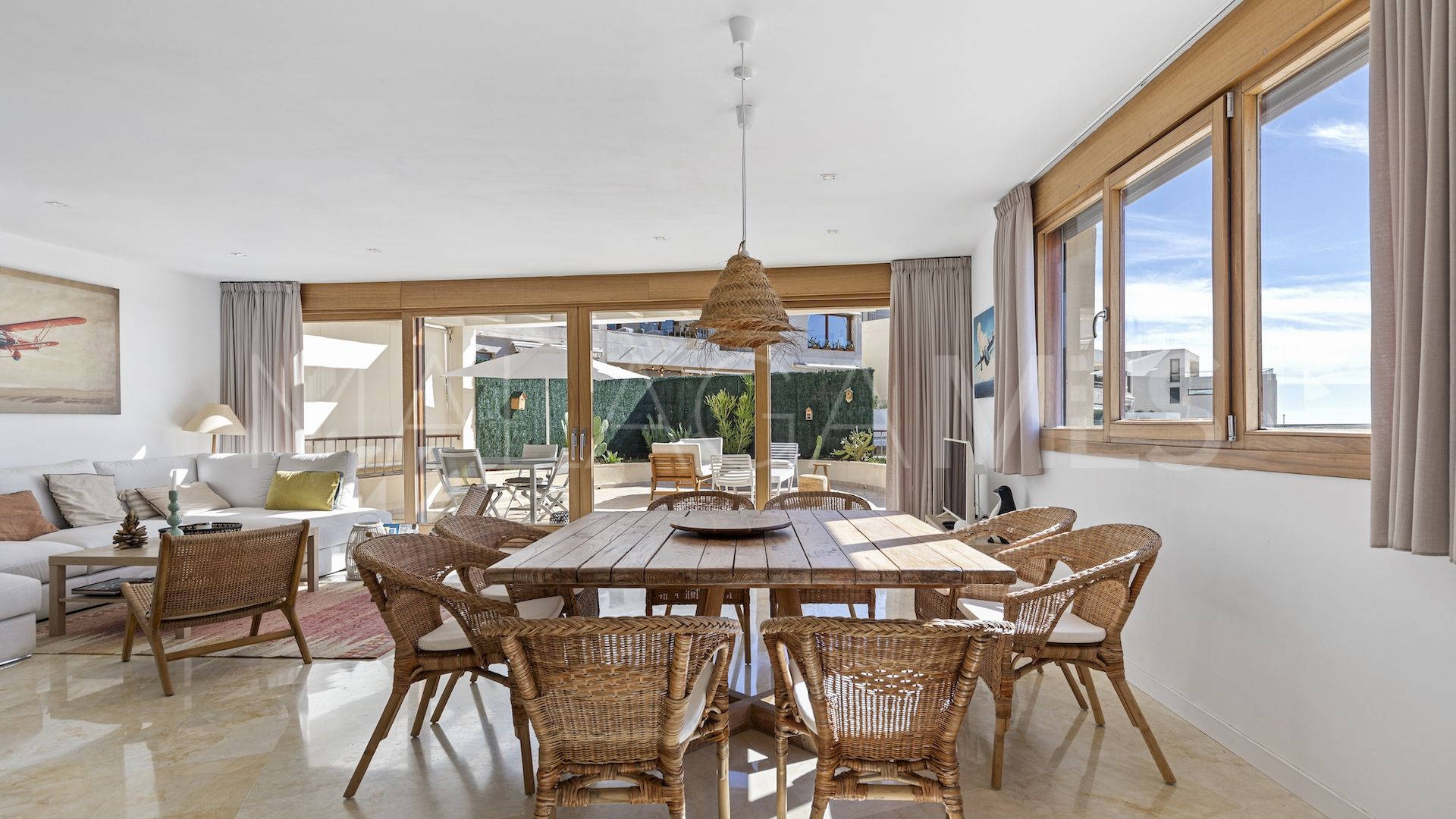 Se vende Ático in Los Altos de los Monteros