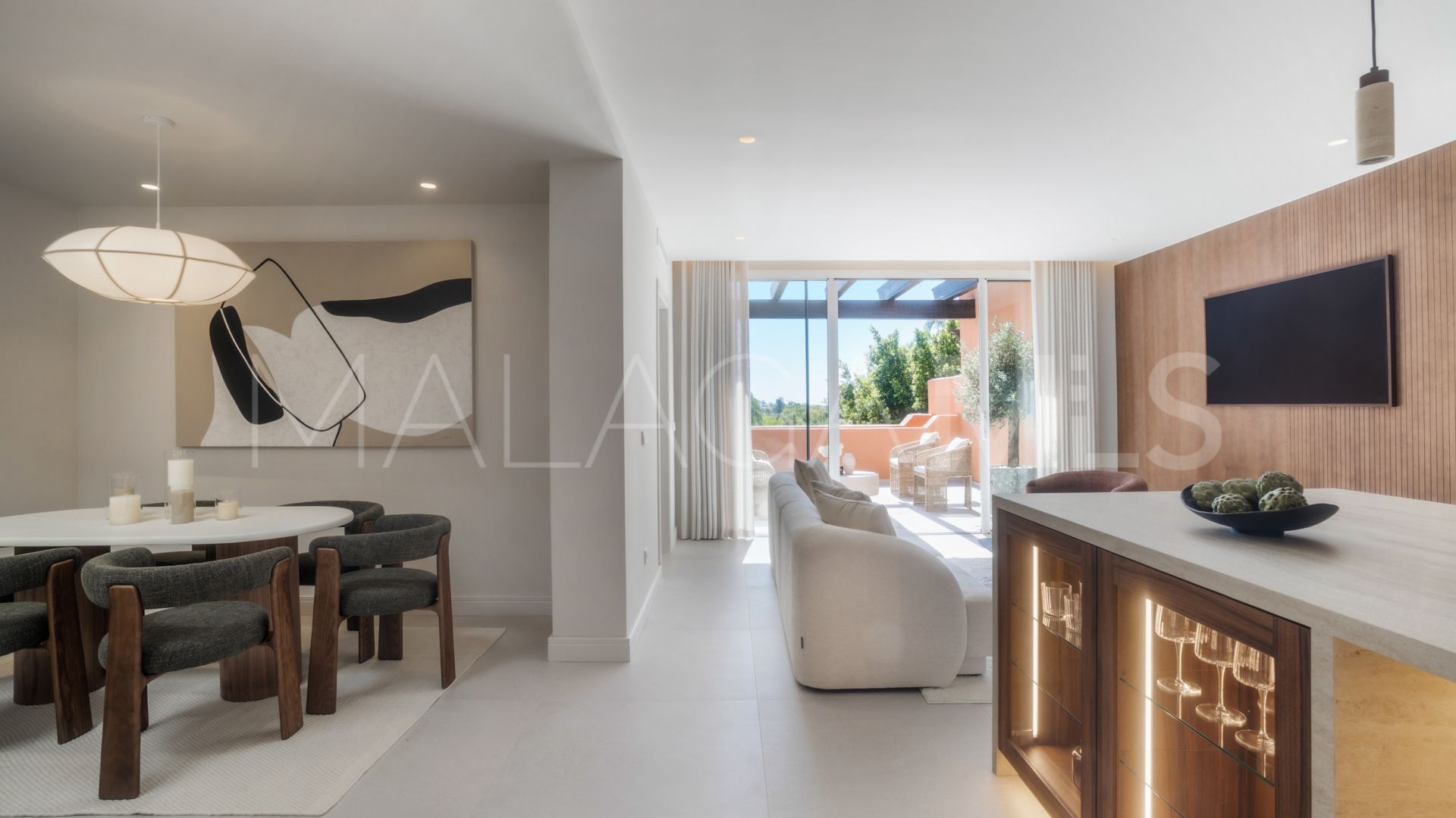 Duplex penthouse with 4 bedrooms for sale in Alminar de Marbella