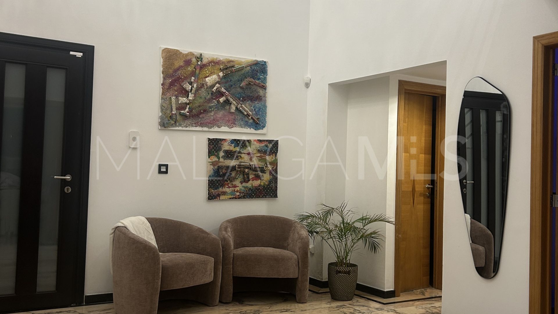 Villa for sale in Artola