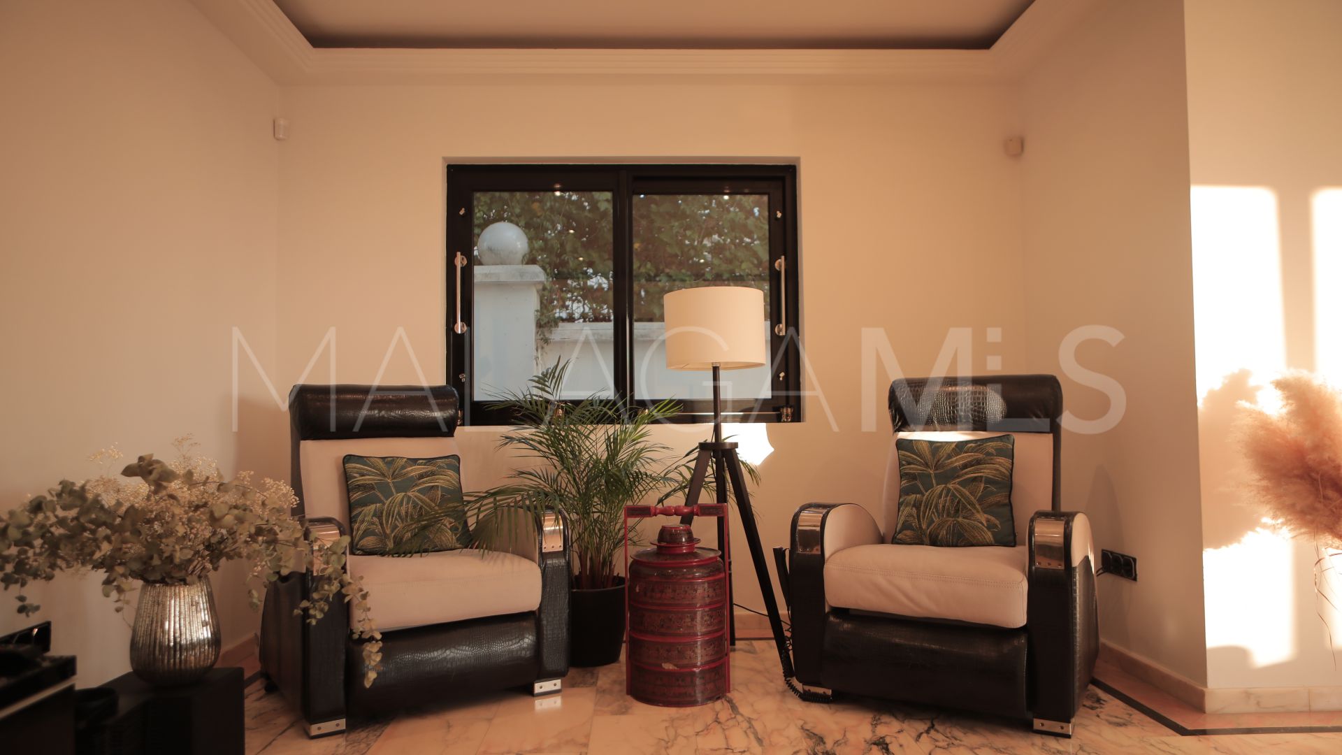 Villa for sale in Artola