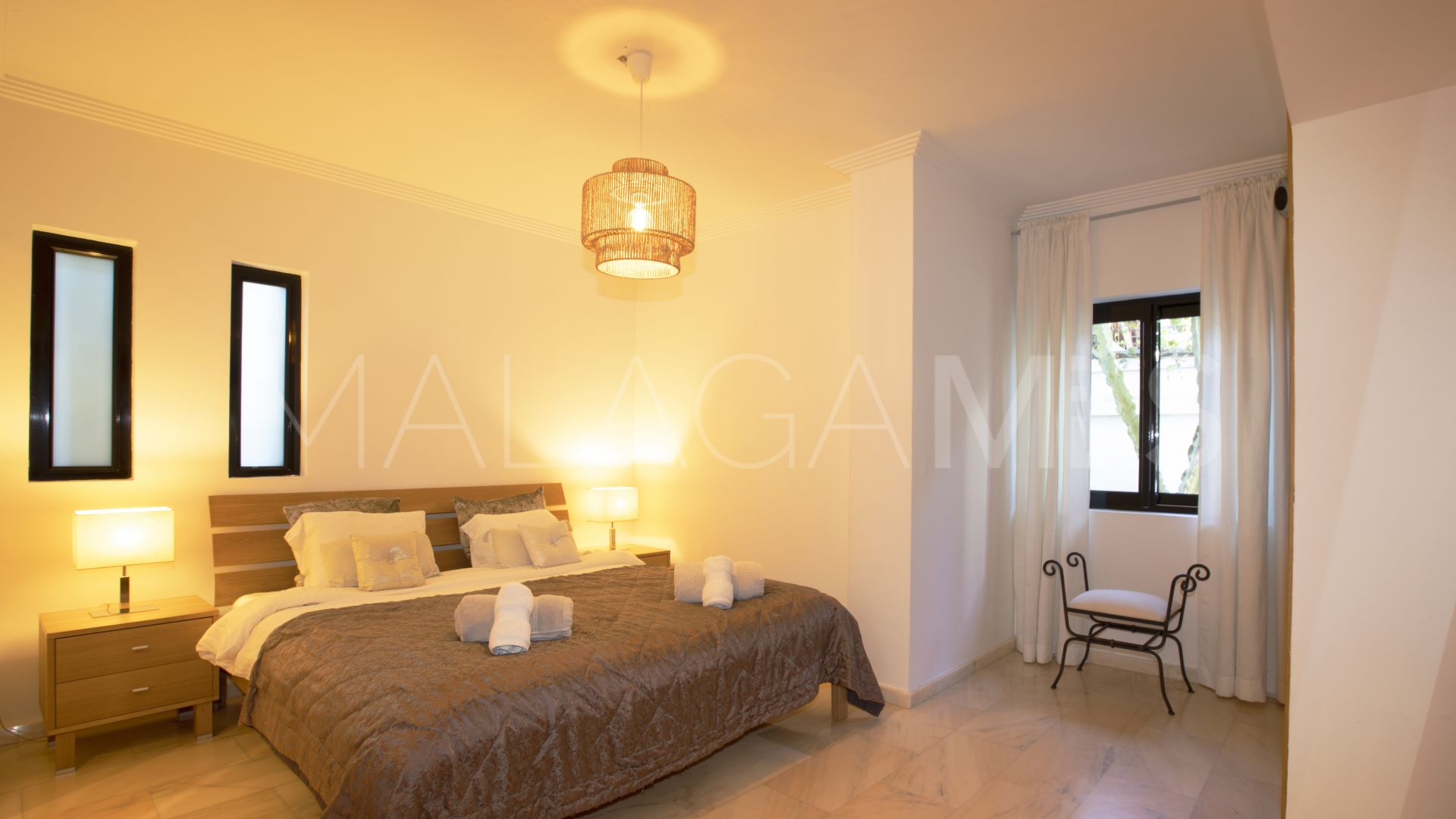 Villa for sale in Artola