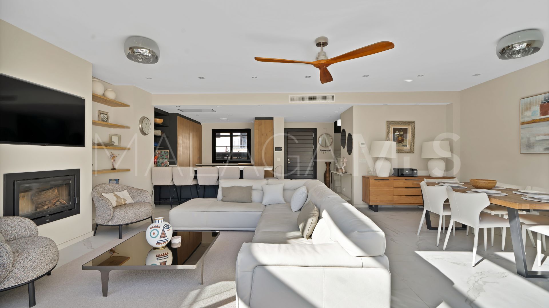 Radhus for sale in Benahavis Centro