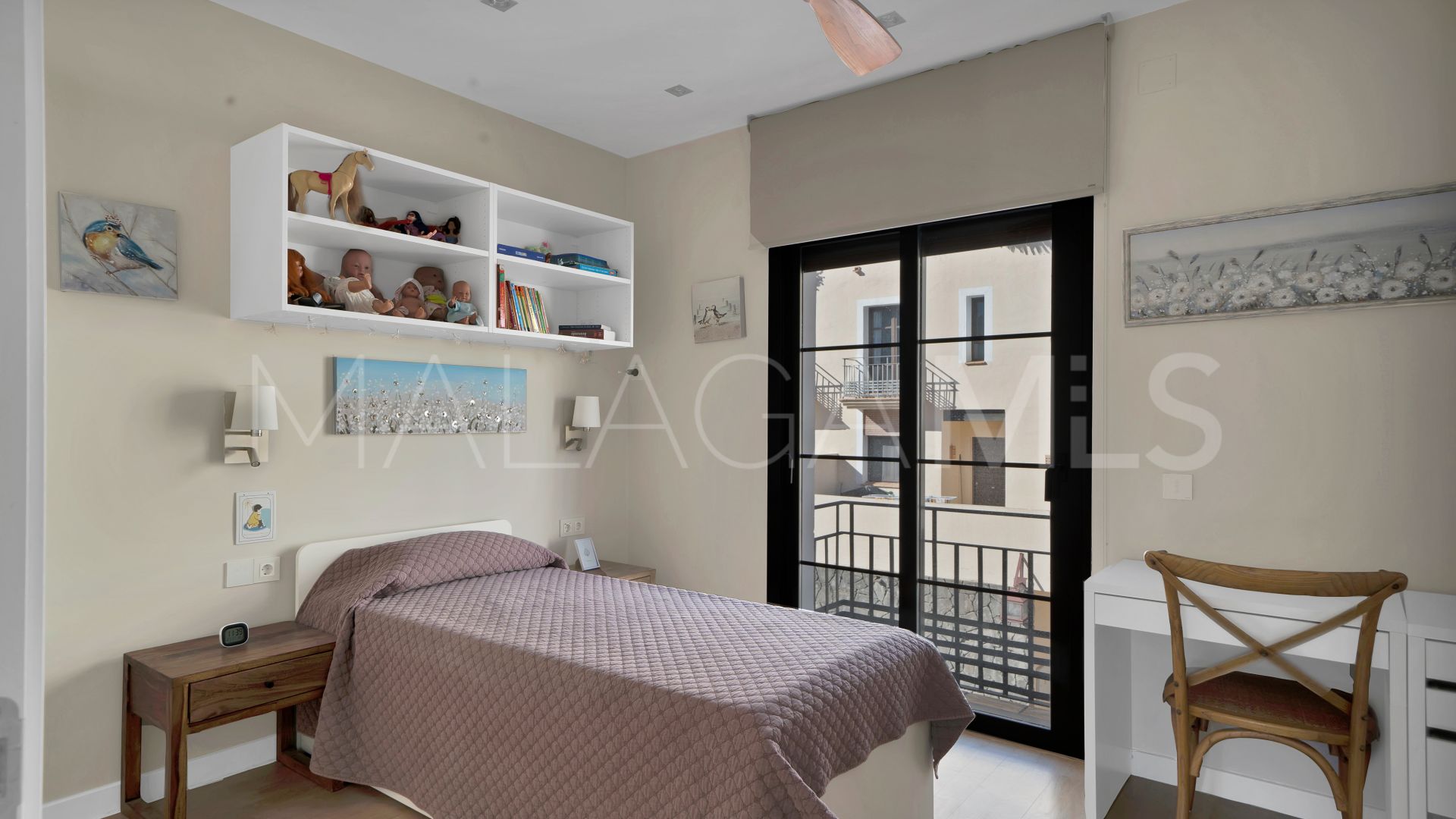 Radhus for sale in Benahavis Centro