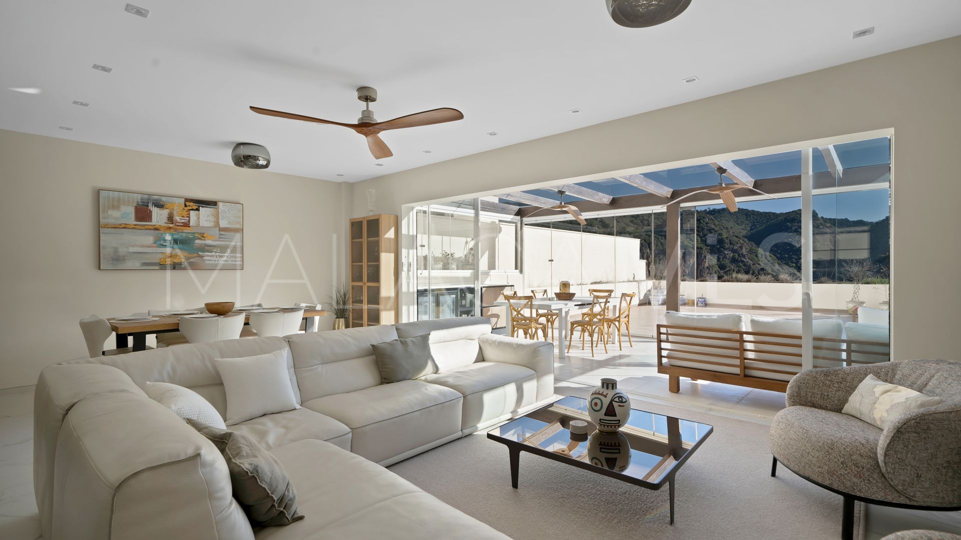 Radhus for sale in Benahavis Centro