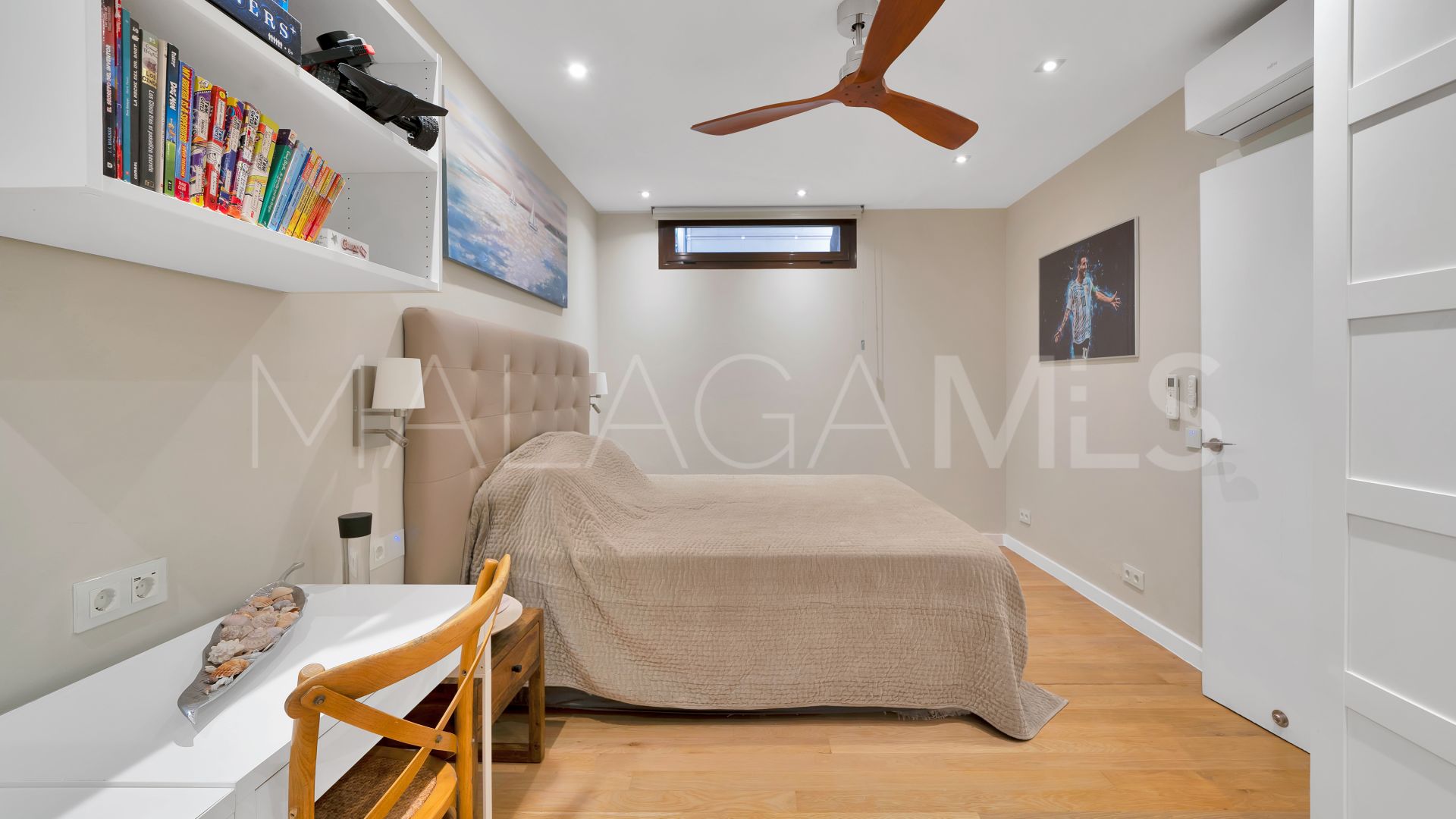 Radhus for sale in Benahavis Centro