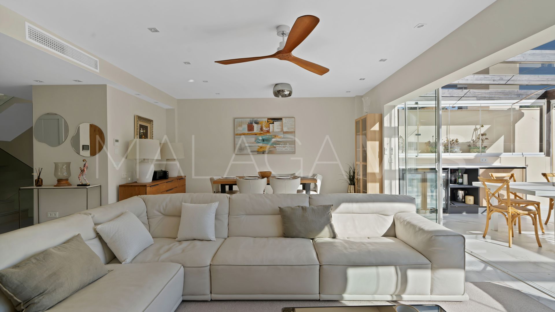 Radhus for sale in Benahavis Centro