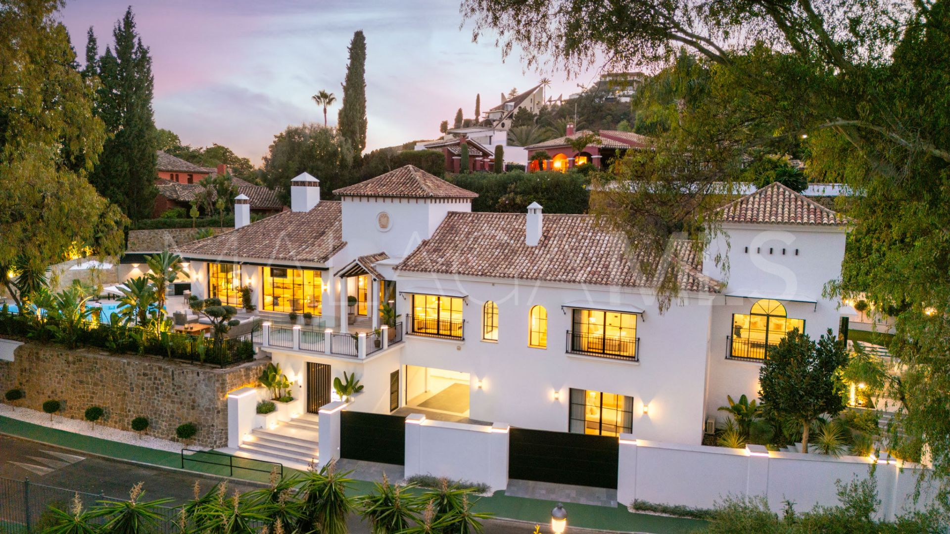 Villa for sale in El Herrojo