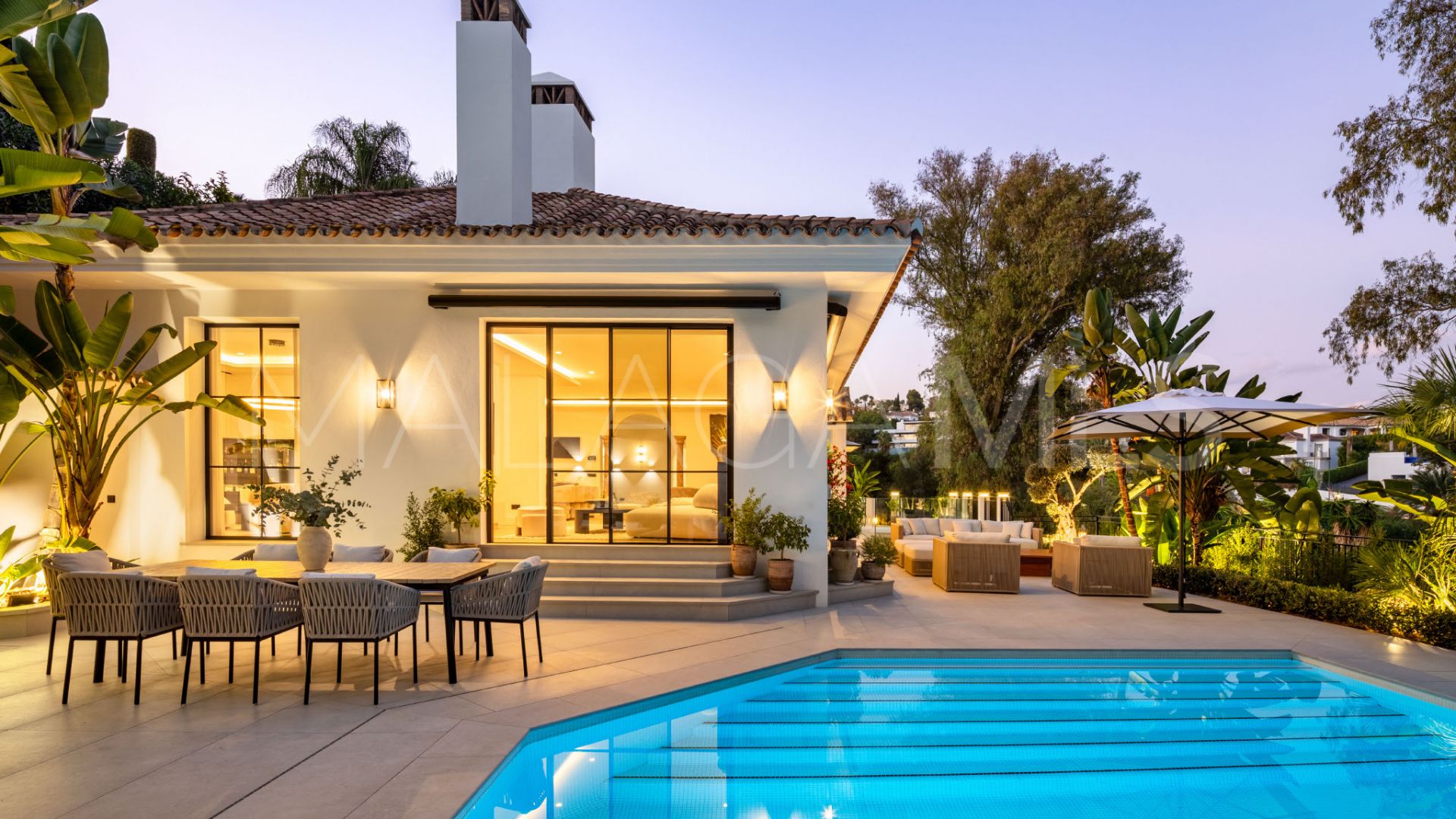 Villa for sale in El Herrojo