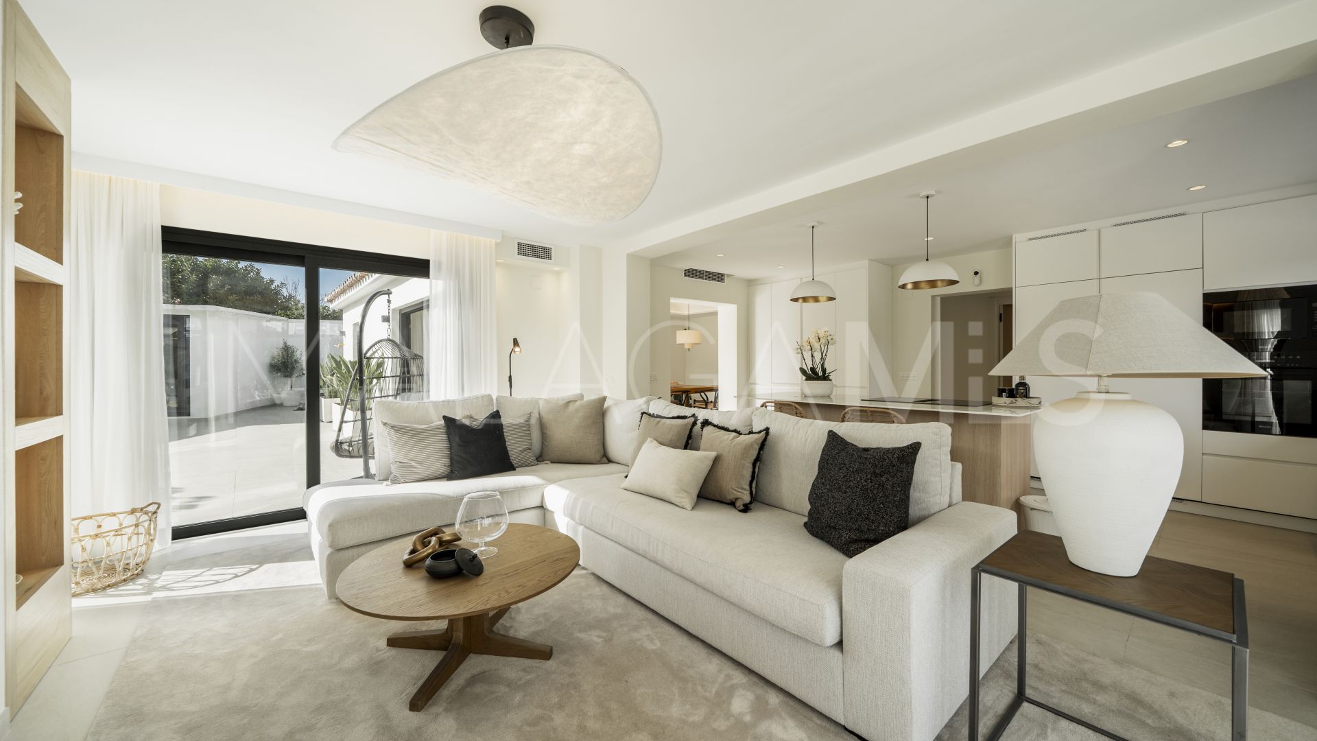 Villa for sale in Linda Vista Alta