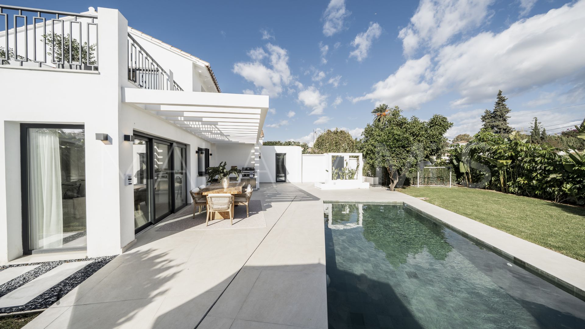 Villa for sale in Linda Vista Alta