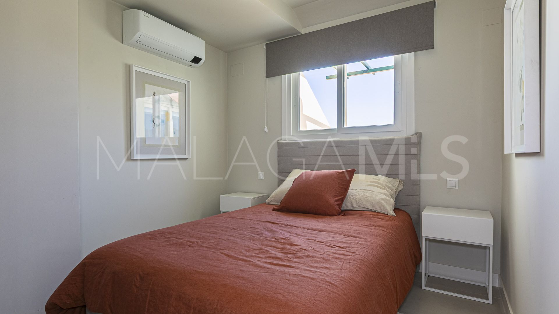 Atico duplex with 3 bedrooms for sale in Señorio de Aloha