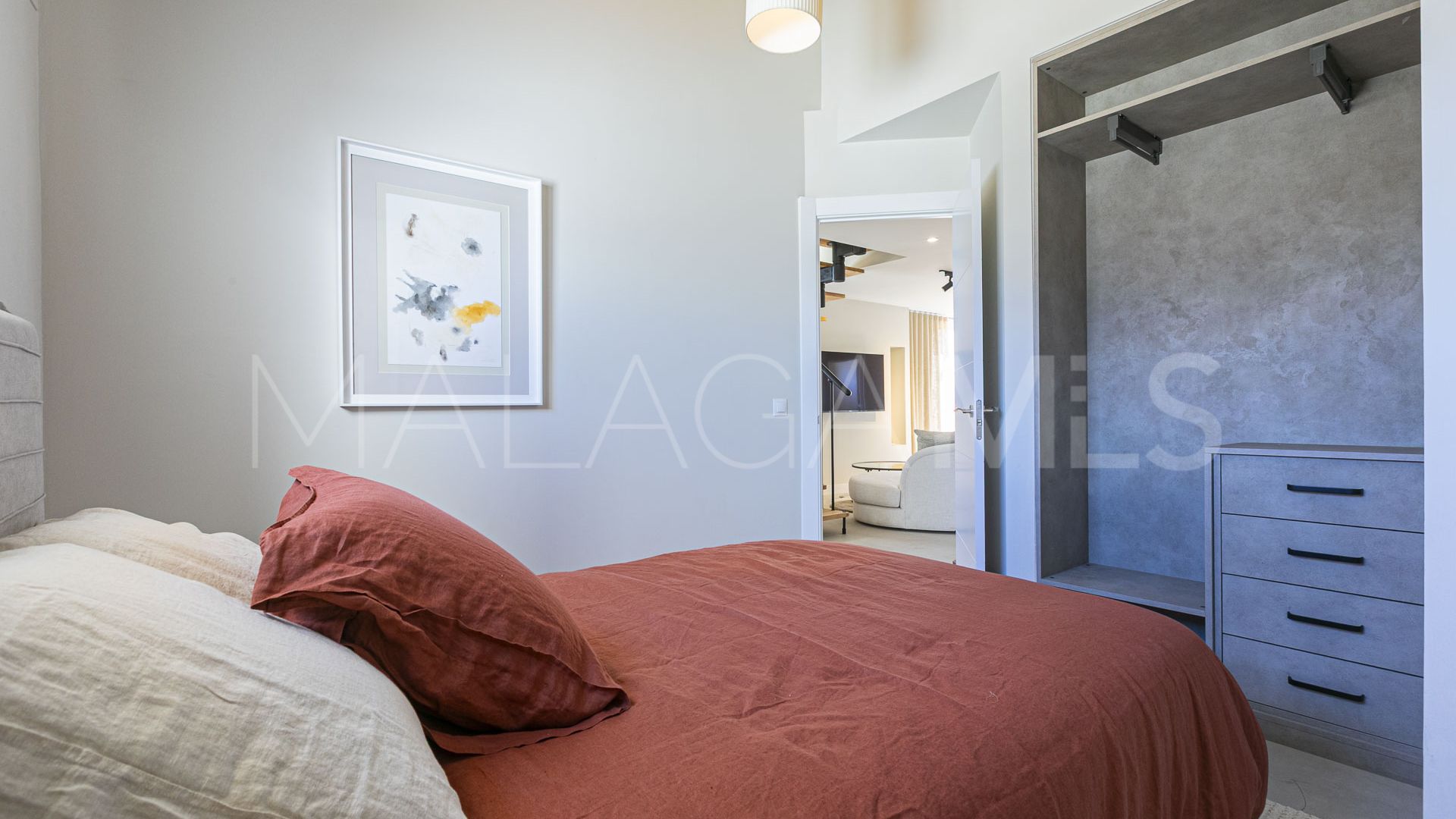 Atico duplex with 3 bedrooms for sale in Señorio de Aloha