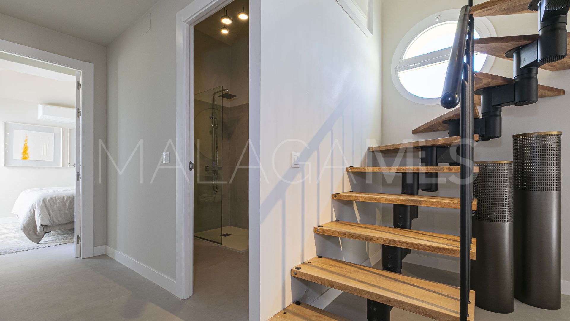 Atico duplex with 3 bedrooms for sale in Señorio de Aloha