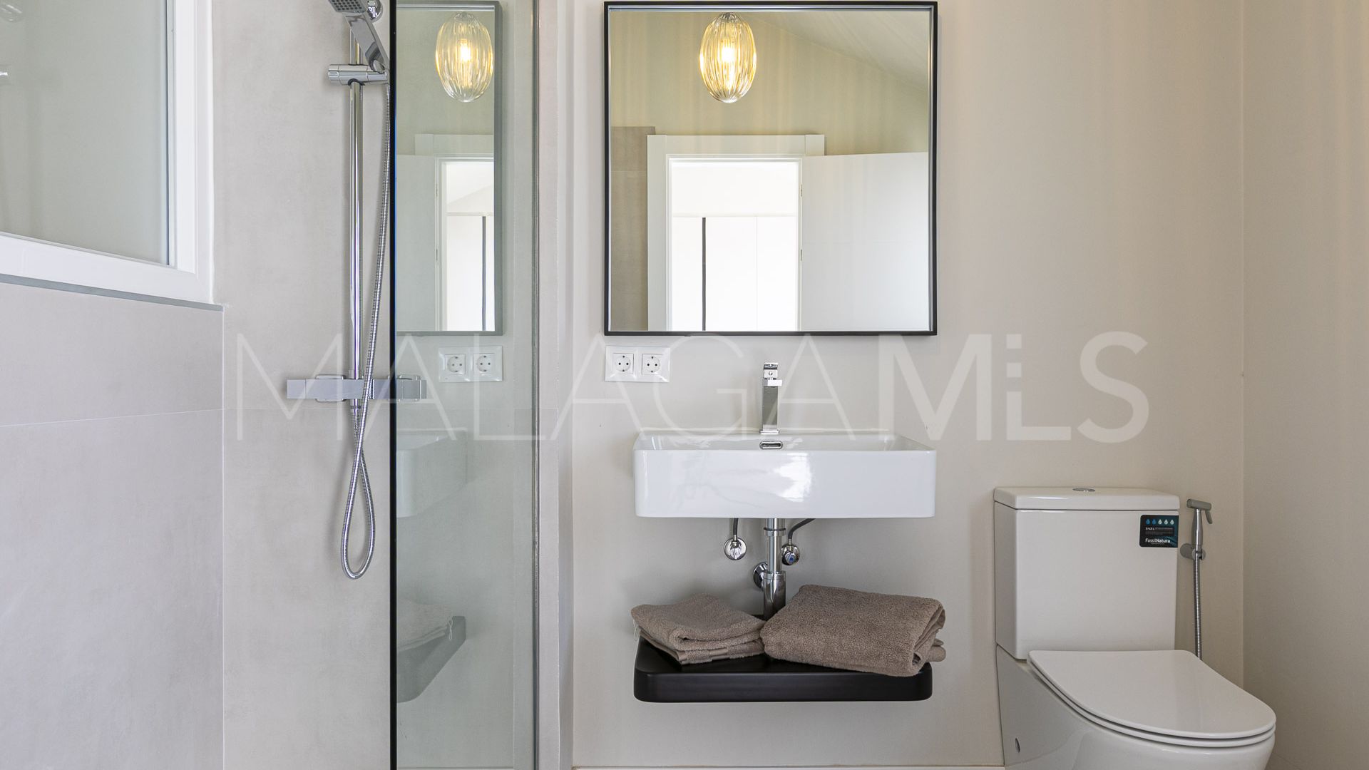 Atico duplex with 3 bedrooms for sale in Señorio de Aloha