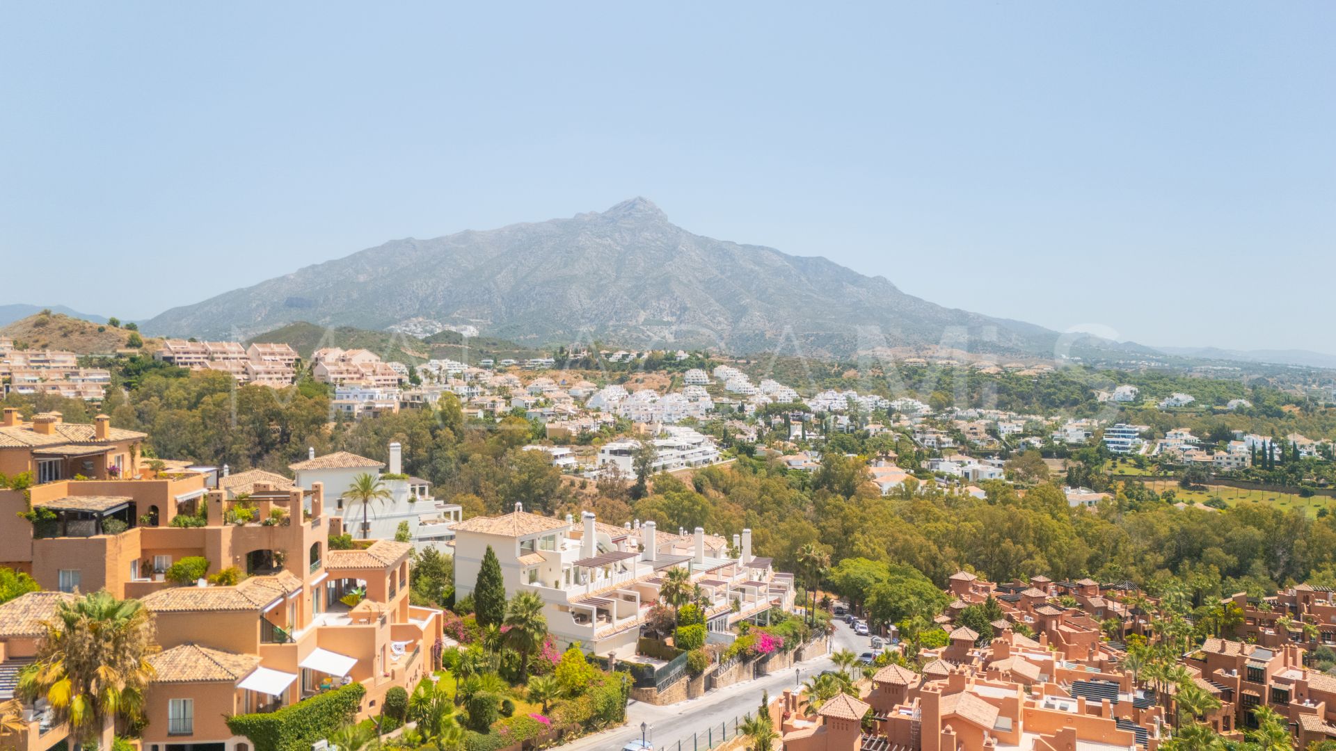 Nueva Andalucia, apartamento with 3 bedrooms for sale