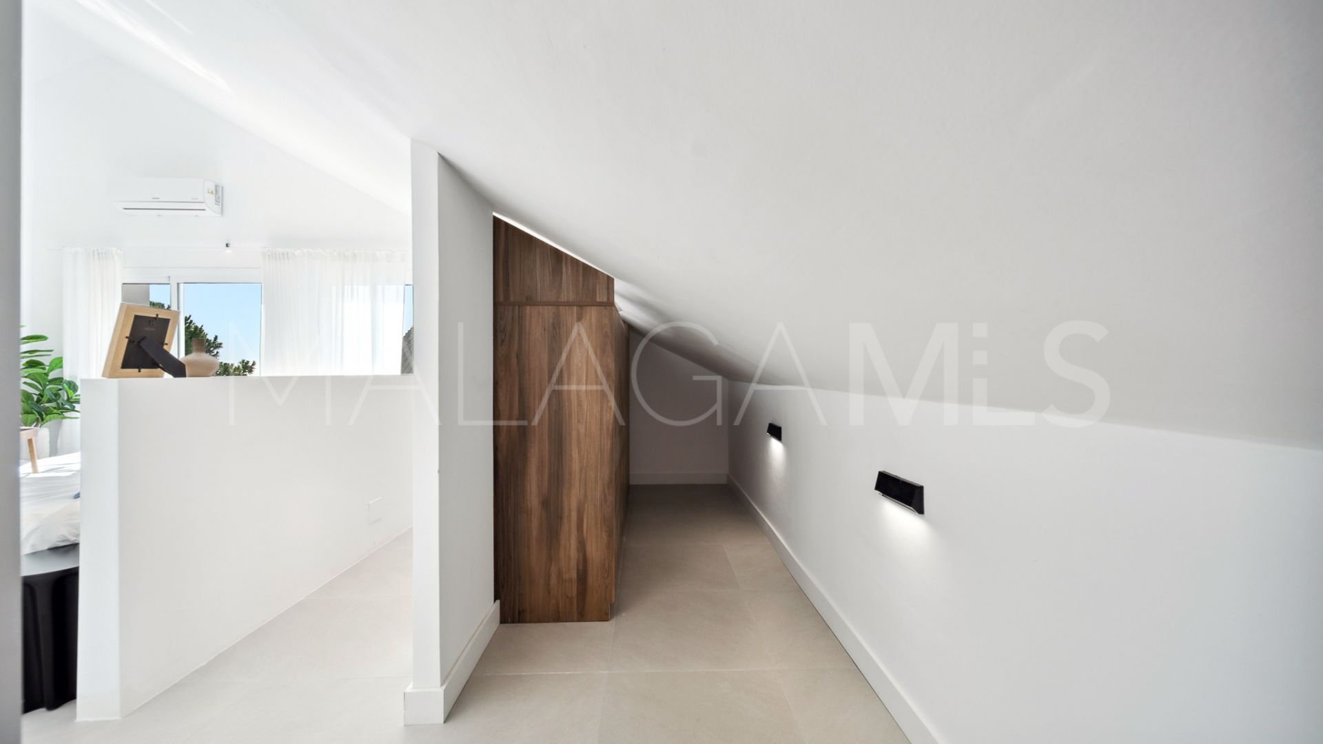 For sale Los Pinos de Aloha 3 bedrooms duplex penthouse