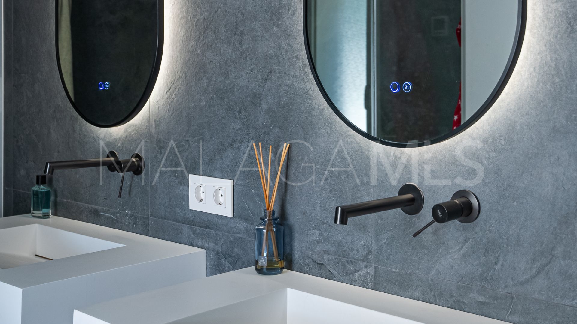 For sale Los Pinos de Aloha 3 bedrooms duplex penthouse