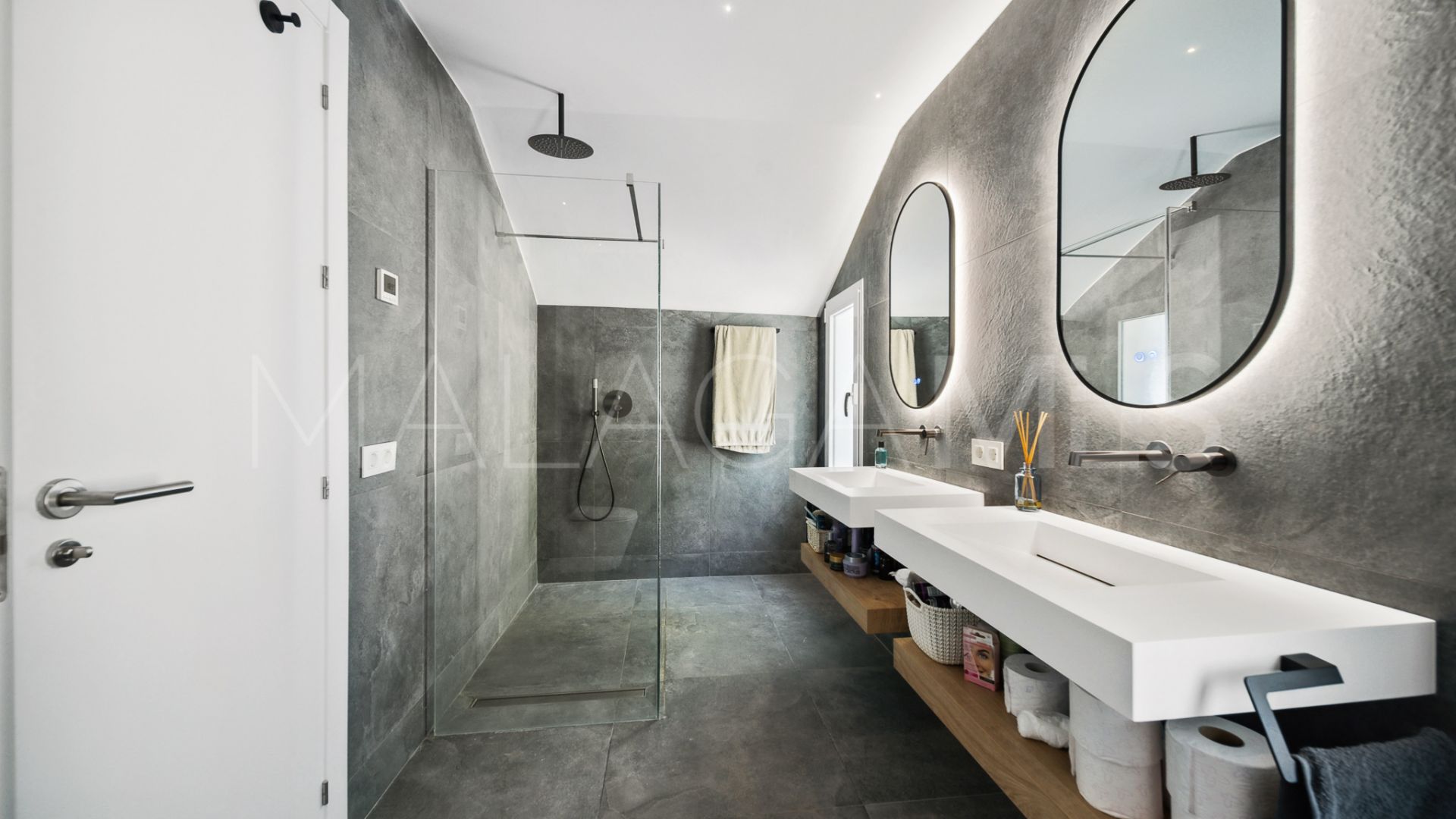 For sale Los Pinos de Aloha 3 bedrooms duplex penthouse