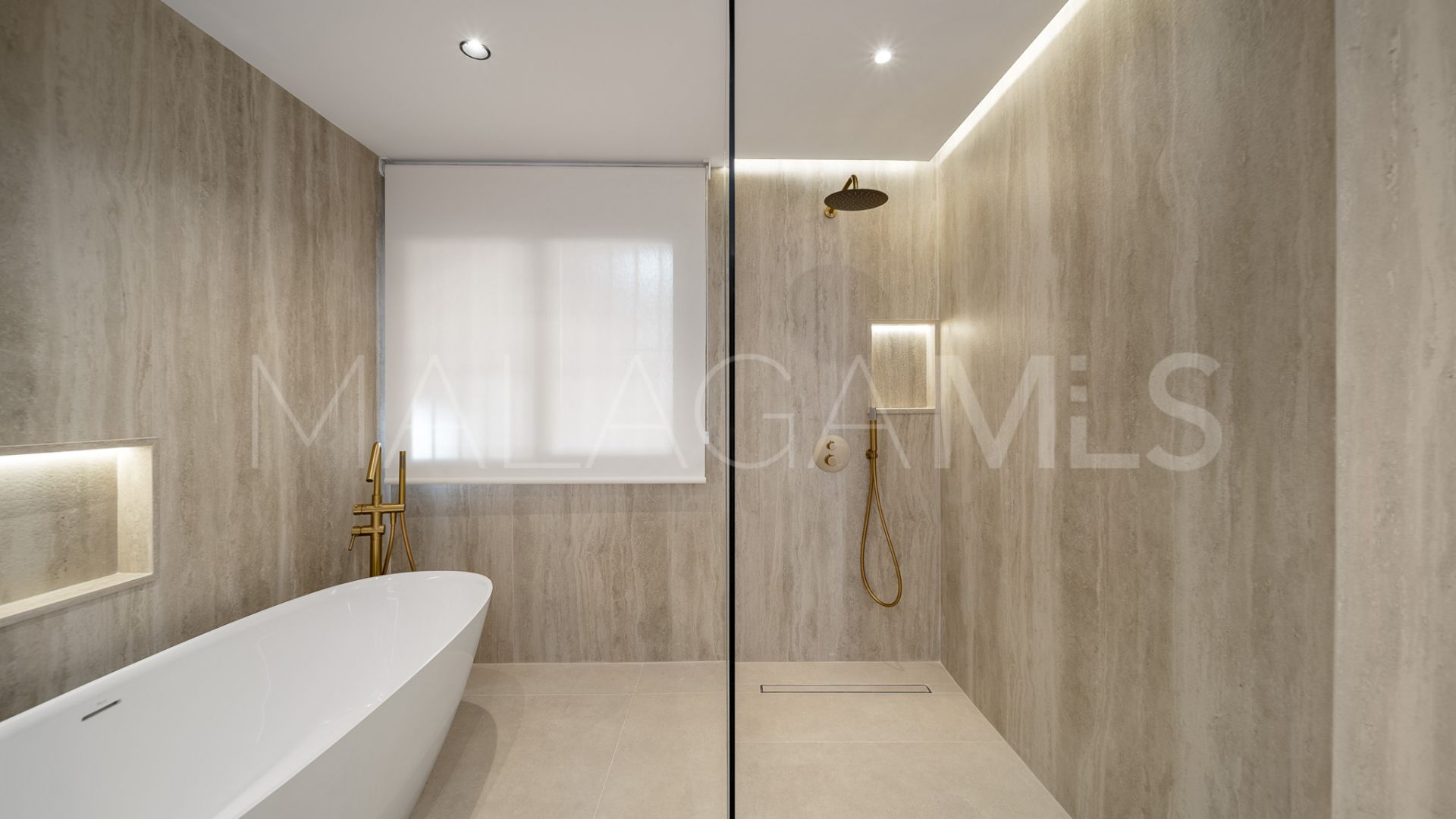 Lägenhet for sale in Magna Marbella