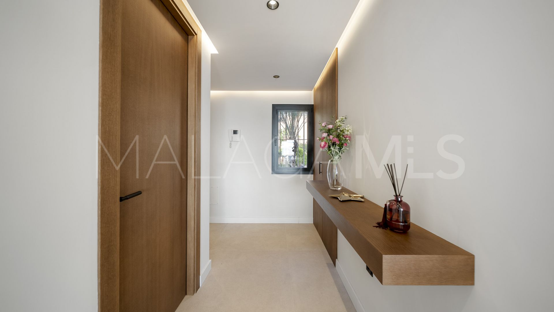 Lägenhet for sale in Magna Marbella