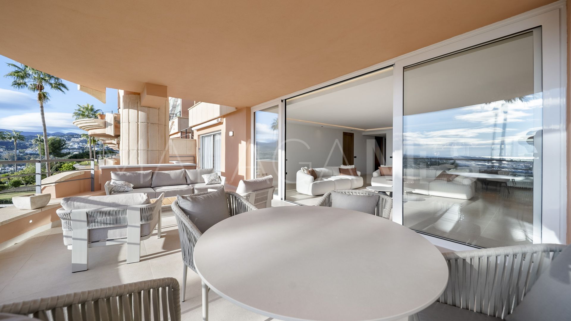 Lägenhet for sale in Magna Marbella