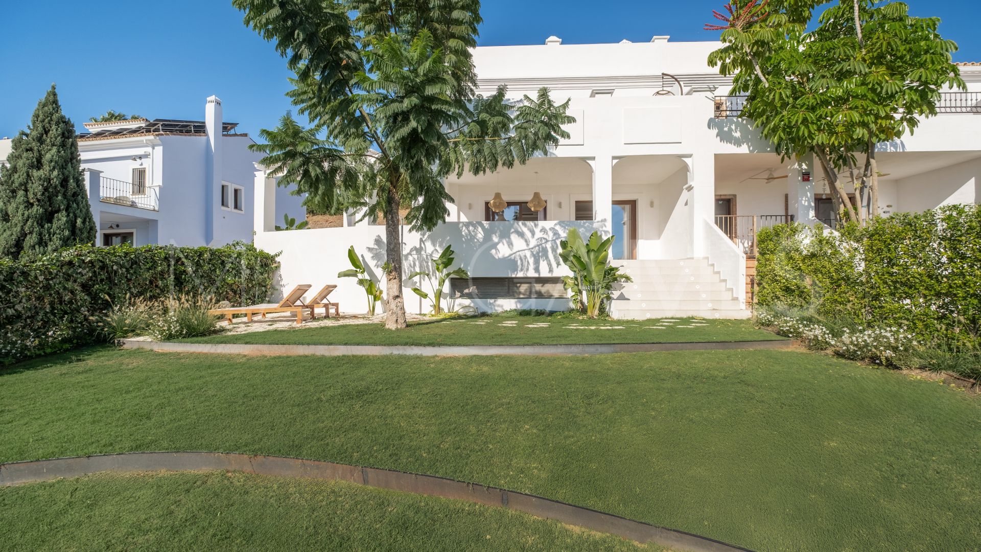 Hus i byn for sale in El Paraiso