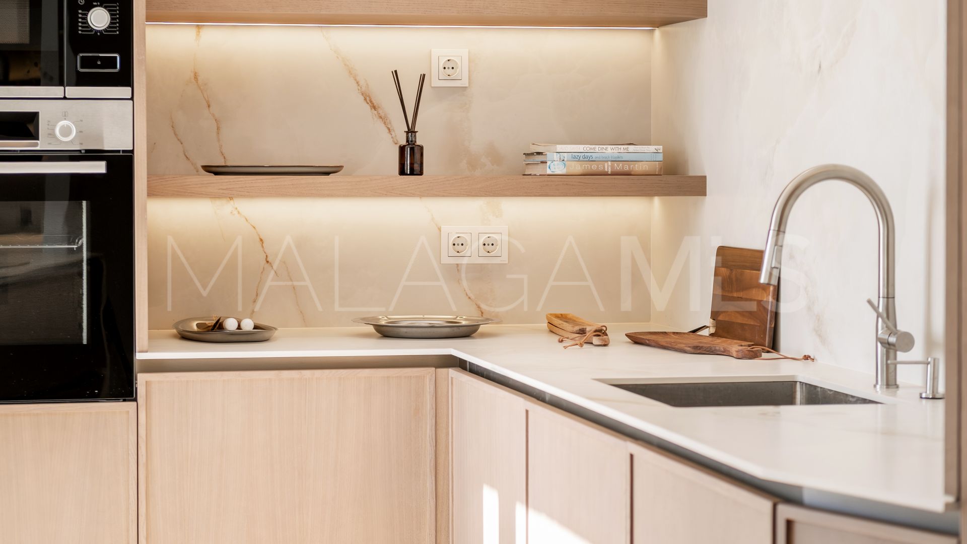 Hus i byn for sale in El Paraiso