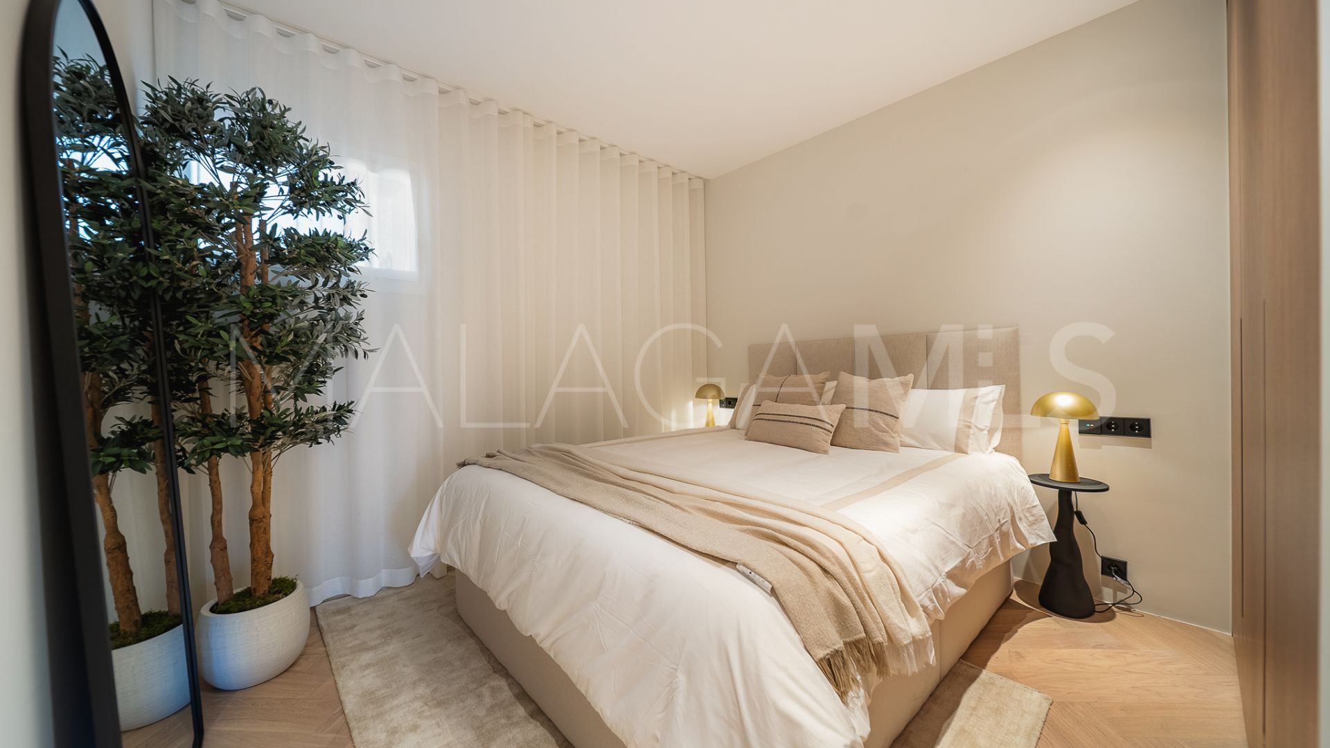 Apartment for sale in Las Lomas del Marbella Club