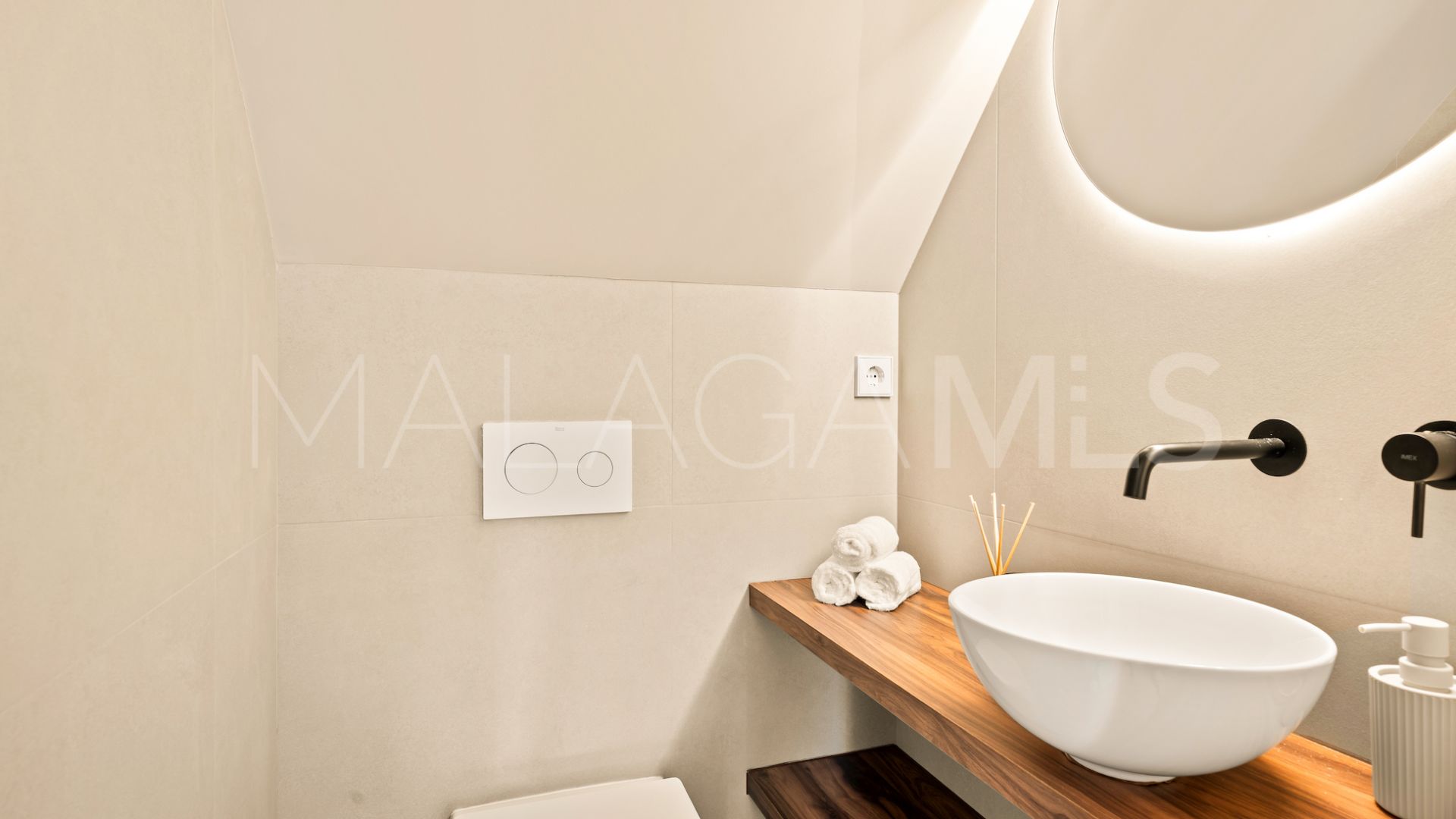 Lägenhet for sale in Eagles Village