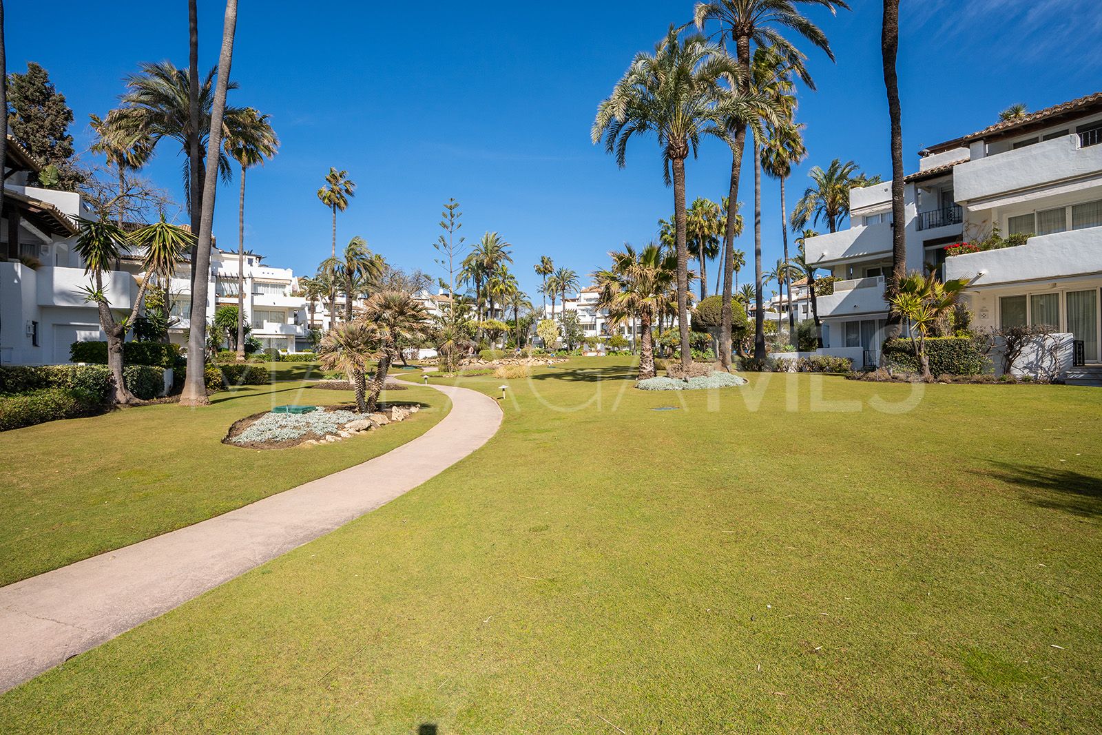 For sale Alcazaba Beach 3 bedrooms penthouse