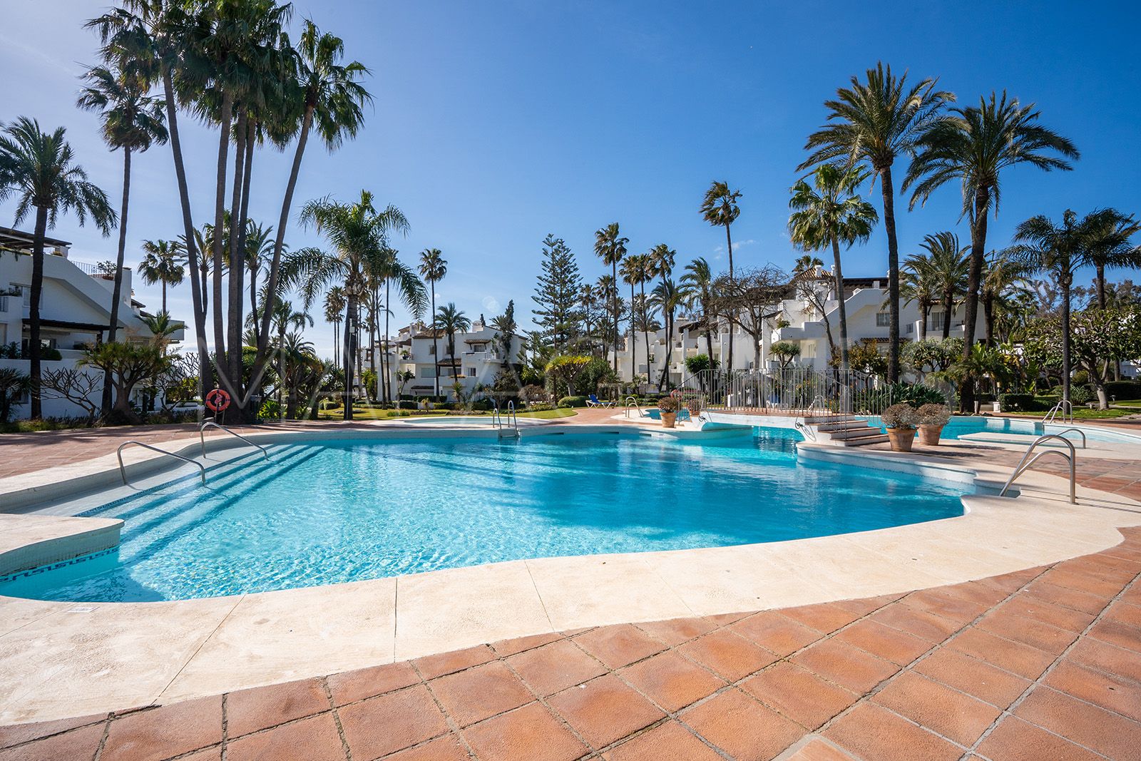 For sale Alcazaba Beach 3 bedrooms penthouse