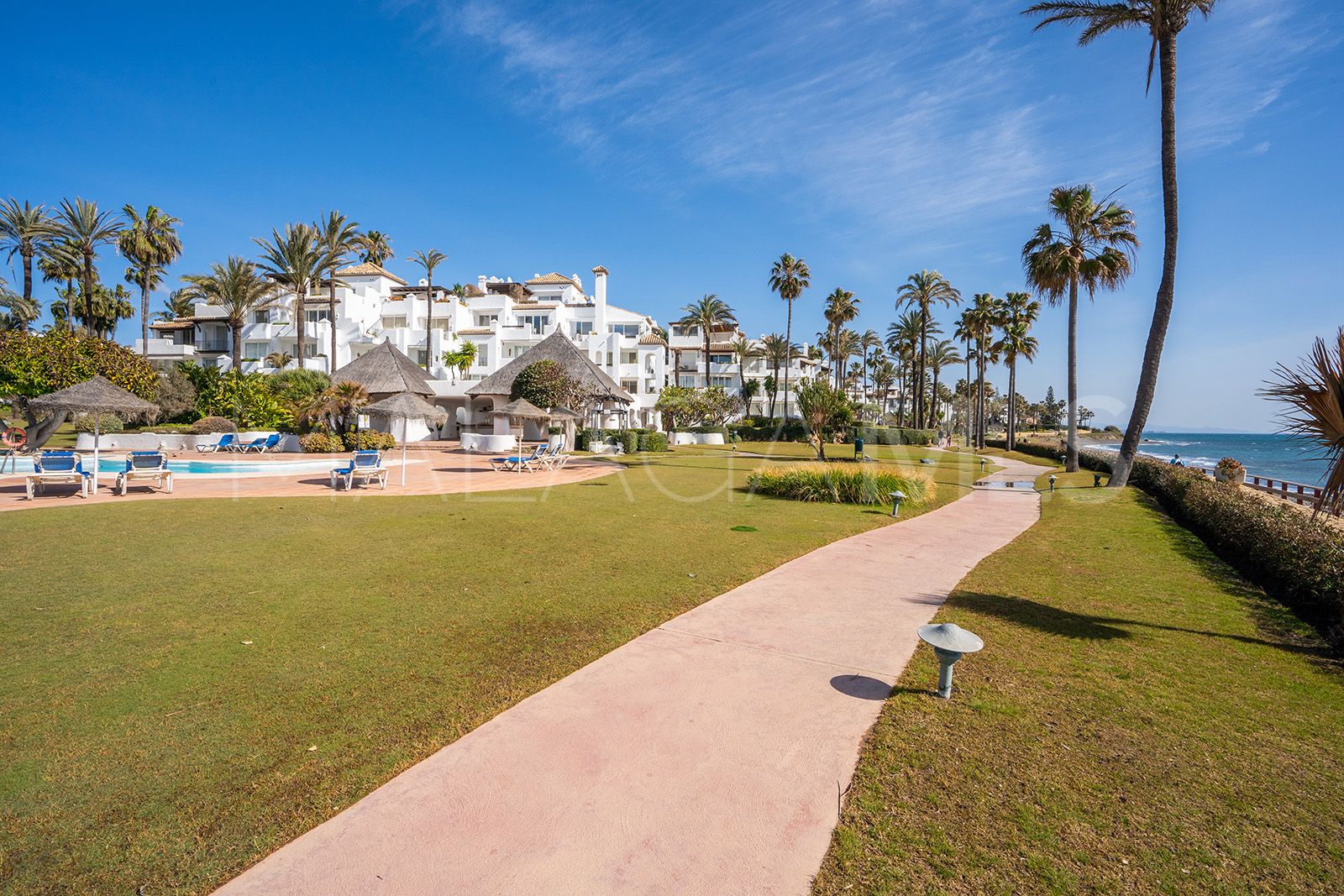 For sale Alcazaba Beach 3 bedrooms penthouse