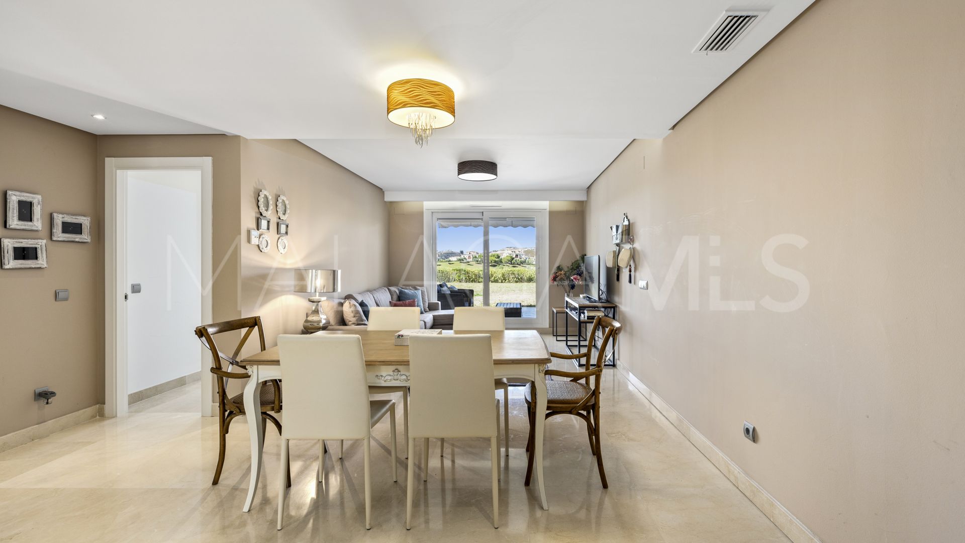 3 bedrooms ground floor apartment in Los Arqueros for sale