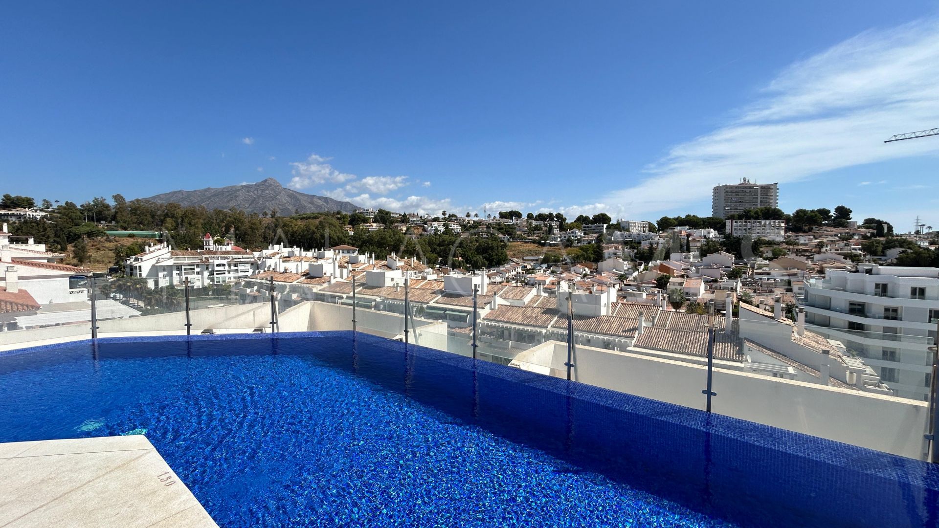 Wohnung for sale in Nueva Andalucia