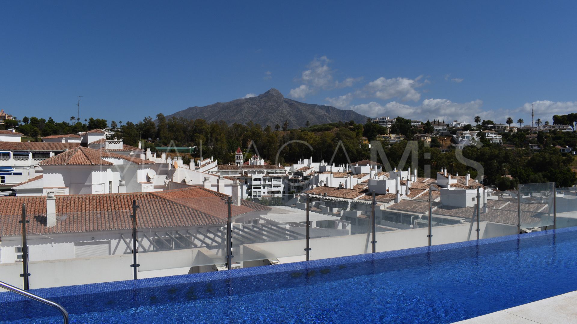 Wohnung for sale in Nueva Andalucia