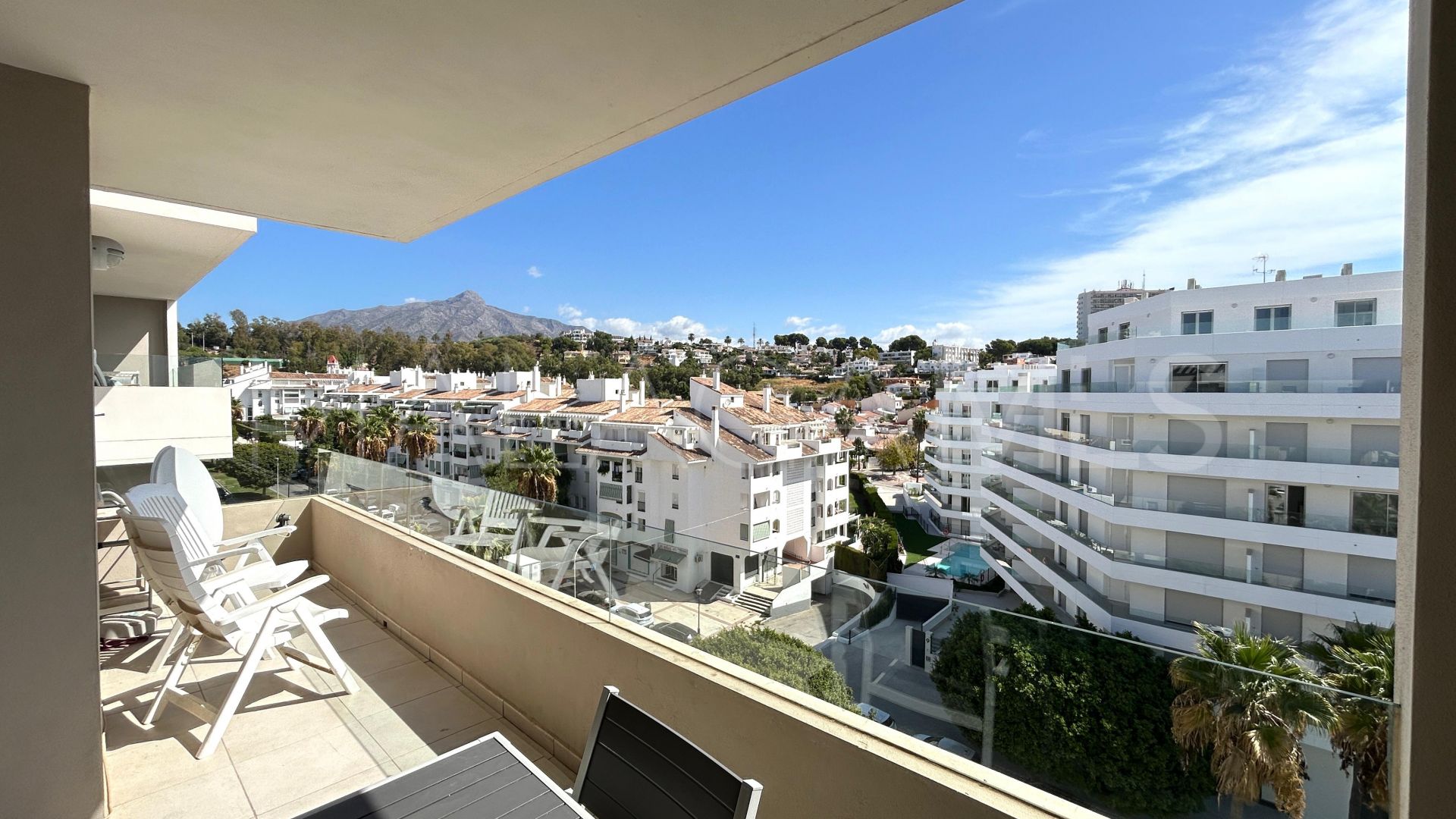 Wohnung for sale in Nueva Andalucia