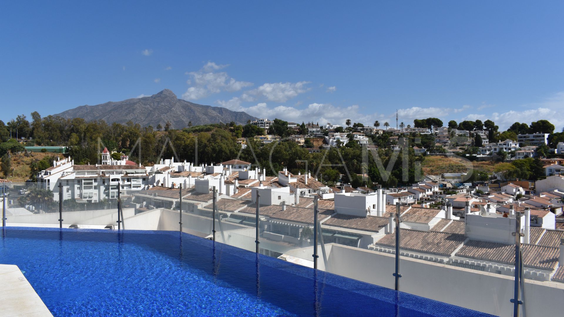 Wohnung for sale in Nueva Andalucia