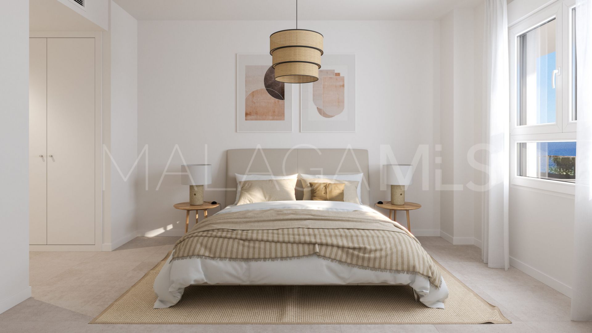 Apartment for sale in Marbella East with 3 bedrooms