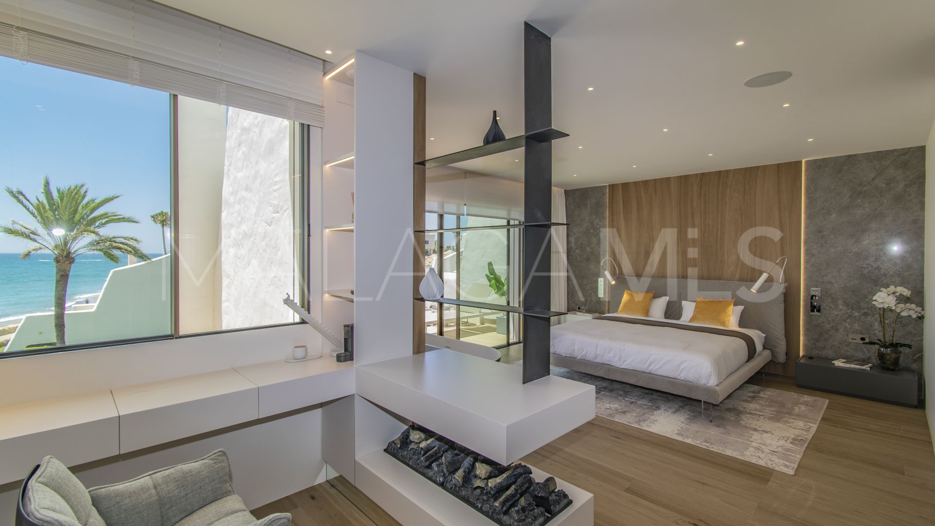 Radhus for sale in Marbella Golden Mile