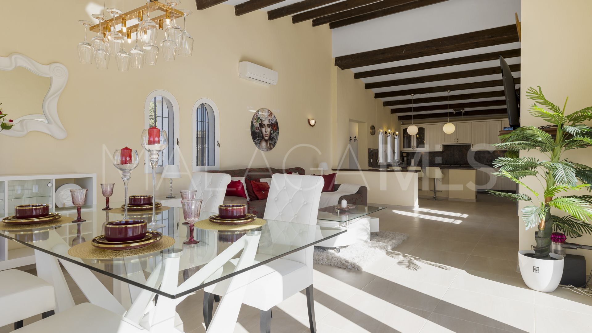 Hus i byn for sale in Estepona