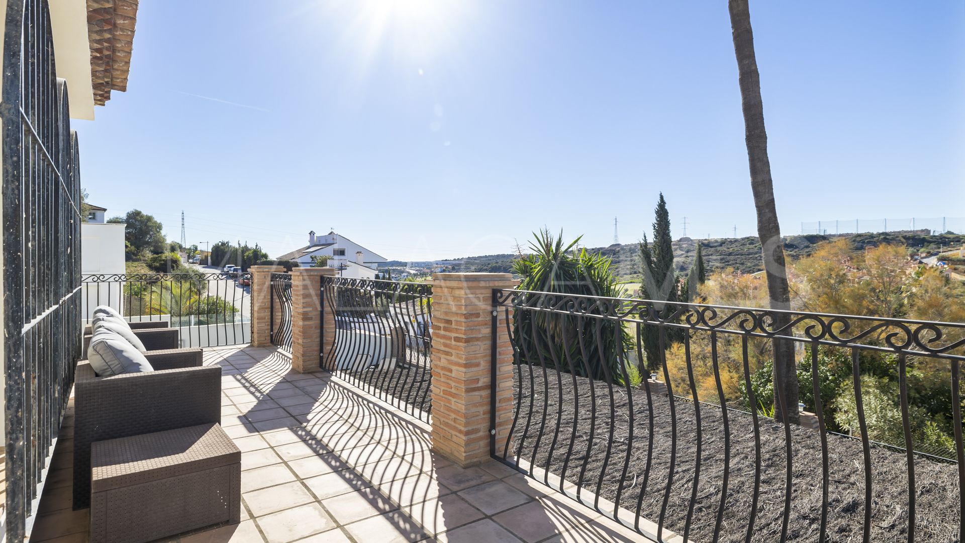 Hus i byn for sale in Estepona